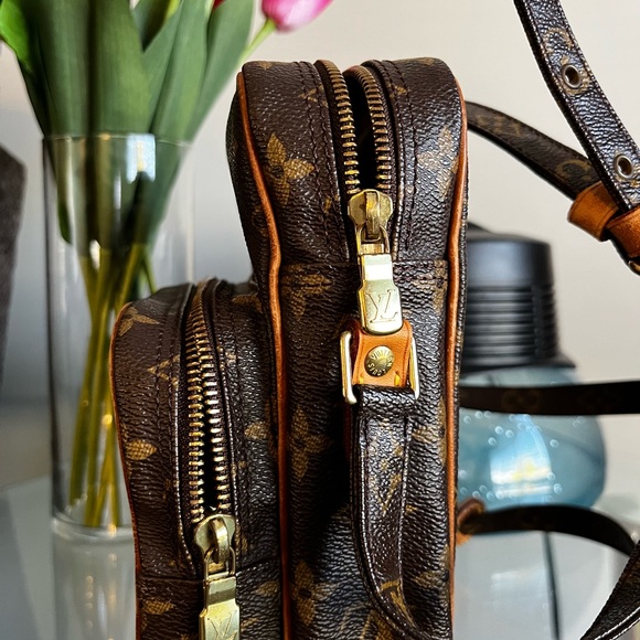 Sold on FB Amazon - Picture 2 of 5